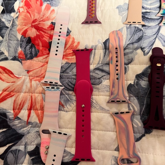 Apple Watch 5 38mm with 30 bands - Picture 2 of 4